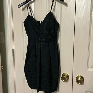 Snap dress‎